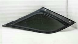 MERCEDES-BENZ Mercedes ML W164 Rear 1/4 Glass A1646700411 Door Window 1⁄4 Rear RE Dark Tinted — thumbnail 2