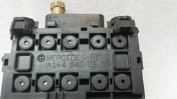 MERCEDES-BENZ Mercedes ML63 AMG W164 Fuse Box A1645400350 Fuse Box — thumbnail 2