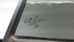 MERCEDES-BENZ Mercedes ML W164 Rear 1/4 Glass A1647302555 Door Window 1⁄4 Rear LI Dark Tinted — thumbnail 2