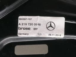 MERCEDES-BENZ Mercedes CLS W219 Left Front Door Winder A2197200946 Window Regulator Front Left — thumbnail 3