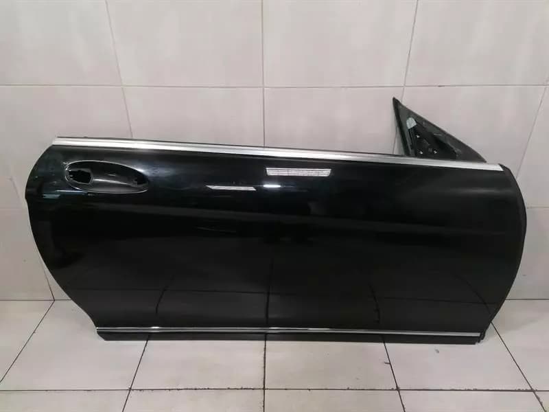 Mercedes CL W216 Right Front Door A2167200205 Door Front Right
