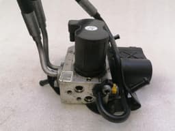 MERCEDES-BENZ Mercedes CL W216 W221 rear ABC hydraulic valve A2213200358 hydraulic valve — thumbnail 4