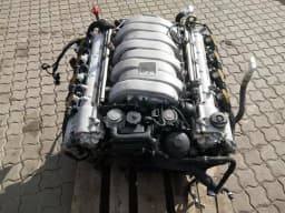 MERCEDES-BENZ MERCEDES E63 AMG CLS63 W219 M156 V8 156,983 W211 ENGINE A1560105100 ENGINE 156983 — thumbnail 1