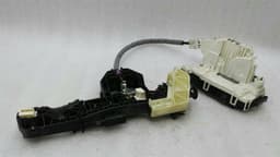 MERCEDES-BENZ Mercedes W212 door lock rear right A2047302535 door lock rear left — thumbnail 4