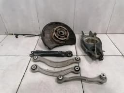 MERCEDES-BENZ Mercedes E63 AMG W212 Left Rear Hub A2123502108 Wheel Bearing Housing Rear Left — thumbnail 1