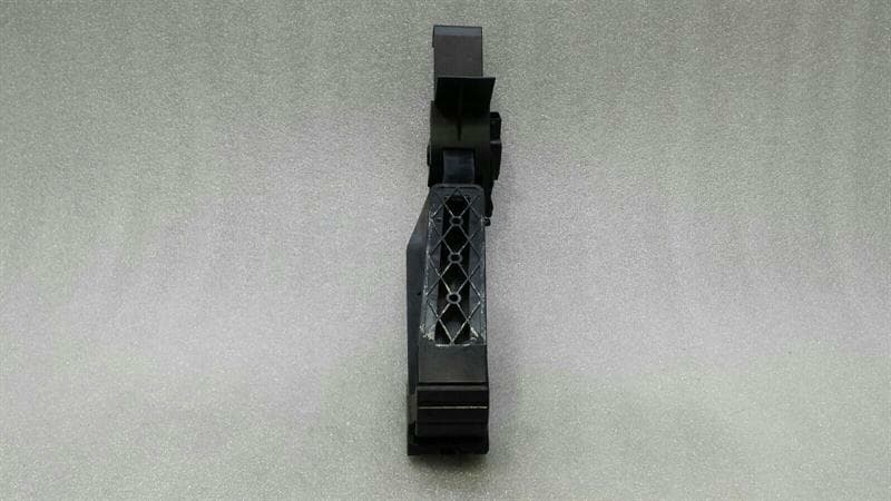 Mercedes CLS63 AMG W219 Gas Pedal (Electrical) A1713000104 Accelerator Pedal