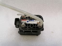 MERCEDES-BENZ Mercedes E Class W212 Air Suspension Valve A2123200558 Valve Block — thumbnail 2