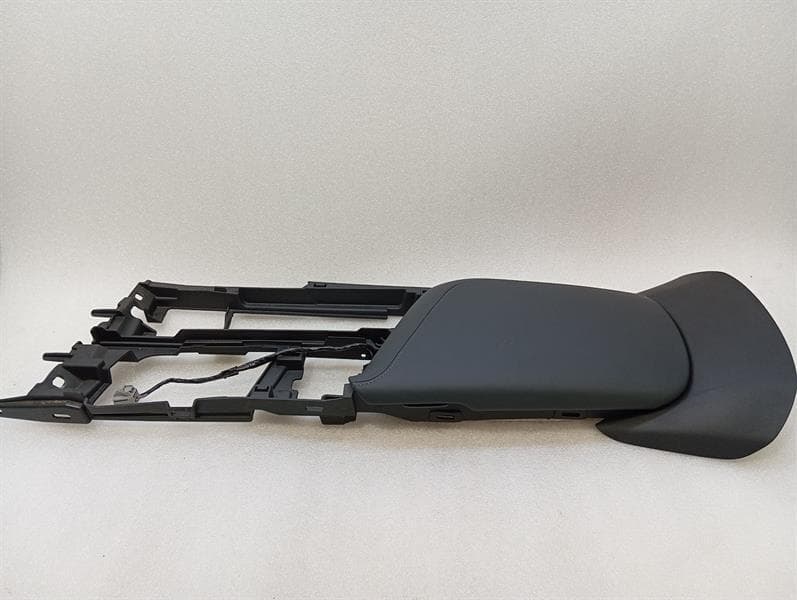 CHEVROLET Chevrolet Corvette C7 Armrest C7 LOGO Center Armrest Armrest COAT OF ARMS