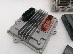 CHEVROLET Chevrolet Corvette C7 Engine ECU 12665217 Engine Control Unit — thumbnail 4