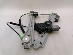 CHEVROLET Chevrolet Corvette C7 Right Front Door Winder 84216131 Front Right Window — thumbnail 10