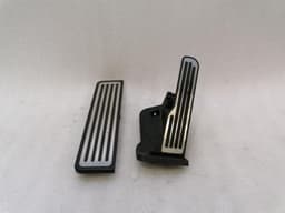 CHEVROLET Chevrolet Corvette C7 Throttle Pedal (Electrical) 22936178 Throttle — thumbnail 2