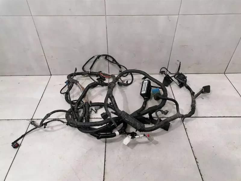 CHEVROLET CHEVROLET CORVETTE C7 WIRING LOOM 23218548 WIRING HARNESS FRONT END WITH DEFECTS
