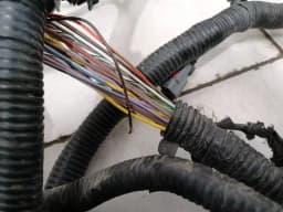 CHEVROLET CHEVROLET CORVETTE C7 WIRING LOOM 23218548 WIRING HARNESS FRONT END WITH DEFECTS — thumbnail 5