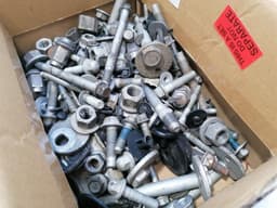 CHEVROLET CHEVROLET CORVETTE C6 SCREWS SCREWS BOLTS FROM ONE CAR SET KIT BOLTS — thumbnail 2
