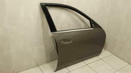 MERCEDES-BENZ Mercedes E Class W212 right front door A2127200205 door front right defect — thumbnail 8
