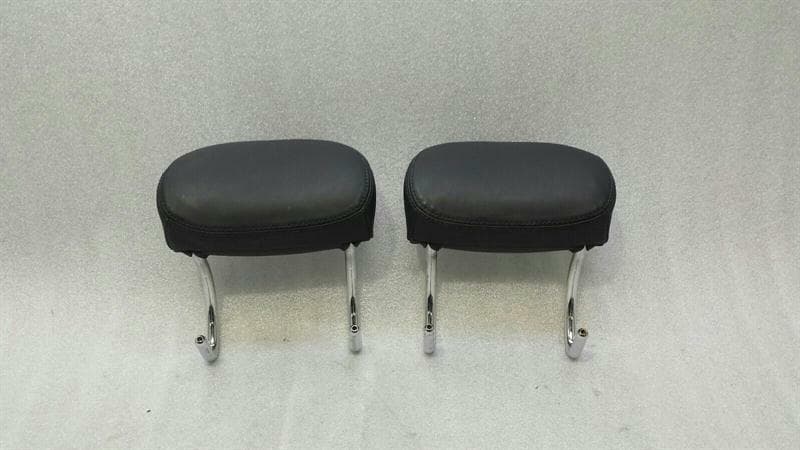 Mercedes CLS W219 rear pair headrests A2199701150 headrest set leather
