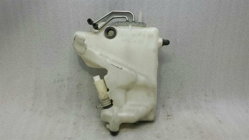 MERCEDES-BENZ Mercedes CLS W219 washer fluid reservoir A2118690120 windscreen washer fluid tank pump