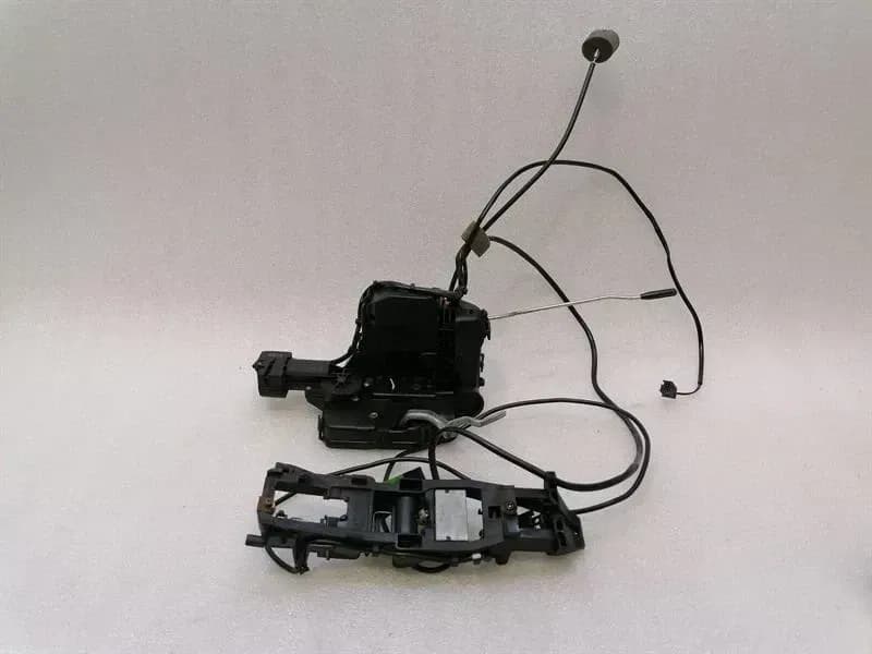 MERCEDES-BENZ Mercedes CLS W219 FLH door lock A2197200935 door lock front left keyless GO