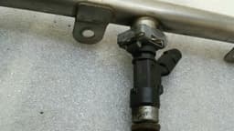 MERCEDES-BENZ MERCEDES CLS63 AMG W219 Fuel Rail A1560701795 Fuel Injection Moulding Distributor M156 V8 — thumbnail 6