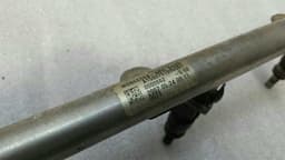 MERCEDES-BENZ MERCEDES CLS63 AMG W219 Fuel Rail A1560701795 Fuel Injection Moulding Distributor M156 V8 — thumbnail 5