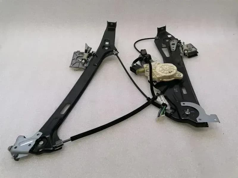 MERCEDES-BENZ Mercedes CLS W219 Right Front Door Winder A2197201046 Window Regulator Front Right