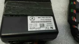 MERCEDES-BENZ Mercedes ML W164 Multimedia Module B67824252 Control Unit iPod Interface — thumbnail 5