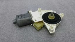MERCEDES-BENZ Mercedes ML W164 Front Right Door Window Motor A2518200842 Window Regulator Motor — thumbnail 4