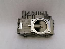 MERCEDES-BENZ Mercedes ML63 AMG W164 R63 Oil Pump A1561801901 Oil Pump Oil Auxiliary Pump 6.2 V8 — thumbnail 1