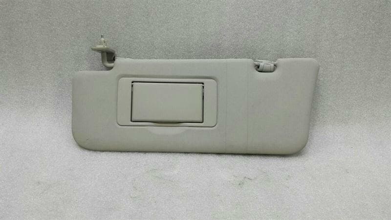 Mercedes ML W164 Left Sun Viewfinder A1648100910 Sun Bezel