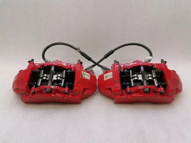 CHEVROLET CHEVROLET CORVETTE C8 FRONT Brake Caliper 8473239 Brake Caliper FRONT SET Z51