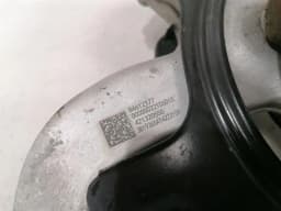 CHEVROLET Chevrolet Corvette C8 Left Front Hub 84612177 84831605 Wheel Bearing Case Front Li — thumbnail 6