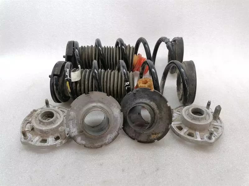 CHEVROLET Chevrolet Corvette C8 Coil Spring Rear 84747906 Chassis Spring Rear