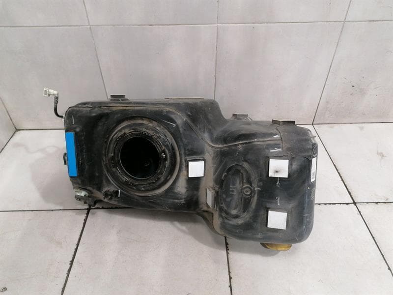 CHEVROLET Chevrolet Corvette C8 Fuel Tank 84779333 Fuel Tank Left Left