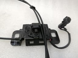CHEVROLET Chevrolet Corvette C7 Bonnet Lock 23432306 Hood Lock — thumbnail 3