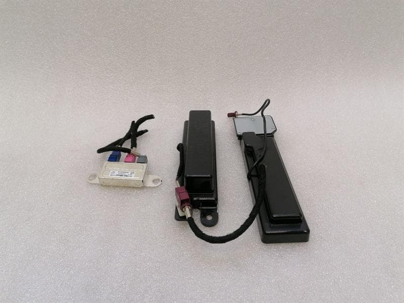 CHEVROLET Chevrolet Corvette C7 Z06 Aerial / Antenna Set 13502549 Antenna Kit