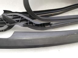CHEVROLET Chevrolet Corvette C7 Windshield Seal 84367842 Windshield Seal Convertible — thumbnail 6