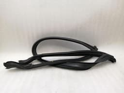 CHEVROLET Chevrolet Corvette C7 Windshield Seal 84367842 Windshield Seal Convertible — thumbnail 10