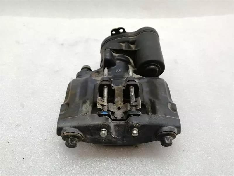 CHEVROLET Chevrolet Corvette C8 Right Rear Caliper 13546299 Brake Caliper Rear Right