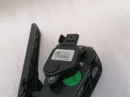 CHEVROLET CHEVROLET CORVETTE C7 Gas Pedal (Electrical) 22936178 Accelerator Pedal — thumbnail 10