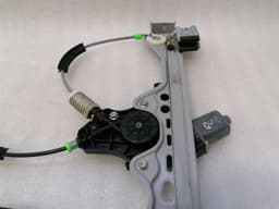 CHEVROLET Chevrolet Corvette C7 Left Front Door Winder 84216130 Front Left Window — thumbnail 5