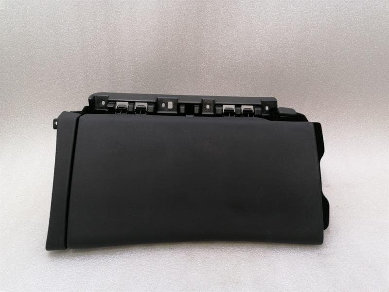 CHEVROLET Chevrolet Corvette C8 Glovebox 85156377 Glove Box