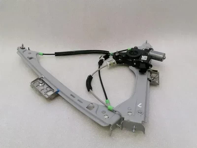 CHEVROLET Chevrolet Corvette C8 Left Front Door Winder 84970840 Front Left Window