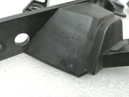 CHEVROLET CHEVROLET CORVETTE C7 23121286 ROOF HOLDING BRACKETS IN TRUNK ROOF BRACKET — thumbnail 9