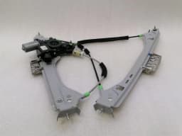 CHEVROLET Chevrolet Corvette C8 Right Front Door Winder 84970841 Front Right Window — thumbnail 7