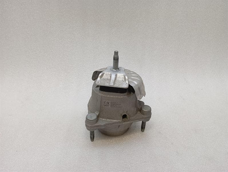 CHEVROLET Chevrolet Corvette C8 Gearbox Mount 84675417 Transmission Mount