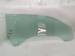 CHEVROLET Chevrolet Camaro MK5 ZL1 Left Front Door Glass 22840055 Door Window Front Left — thumbnail 2