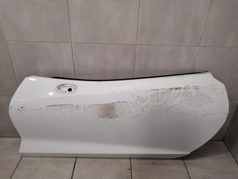 CHEVROLET Chevrolet Corvette C7 Left Front Door 84031048 Door Front Left