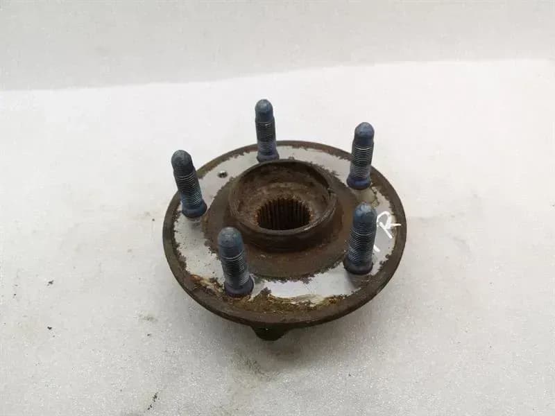 Chevrolet Camaro MK5 ZL1 Right Front Hub 25954415 Wheel Bearing Case Front Right