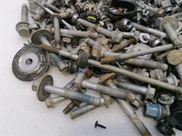 CHEVROLET CHEVROLET CAMARO MK5 ZL1 SCREENS BOLTS FROM ONE CAR SET SCREWS — thumbnail 5
