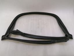 CHEVROLET Chevrolet Corvette C7 Windshield Seal 84367842 Windshield Gasket — thumbnail 4